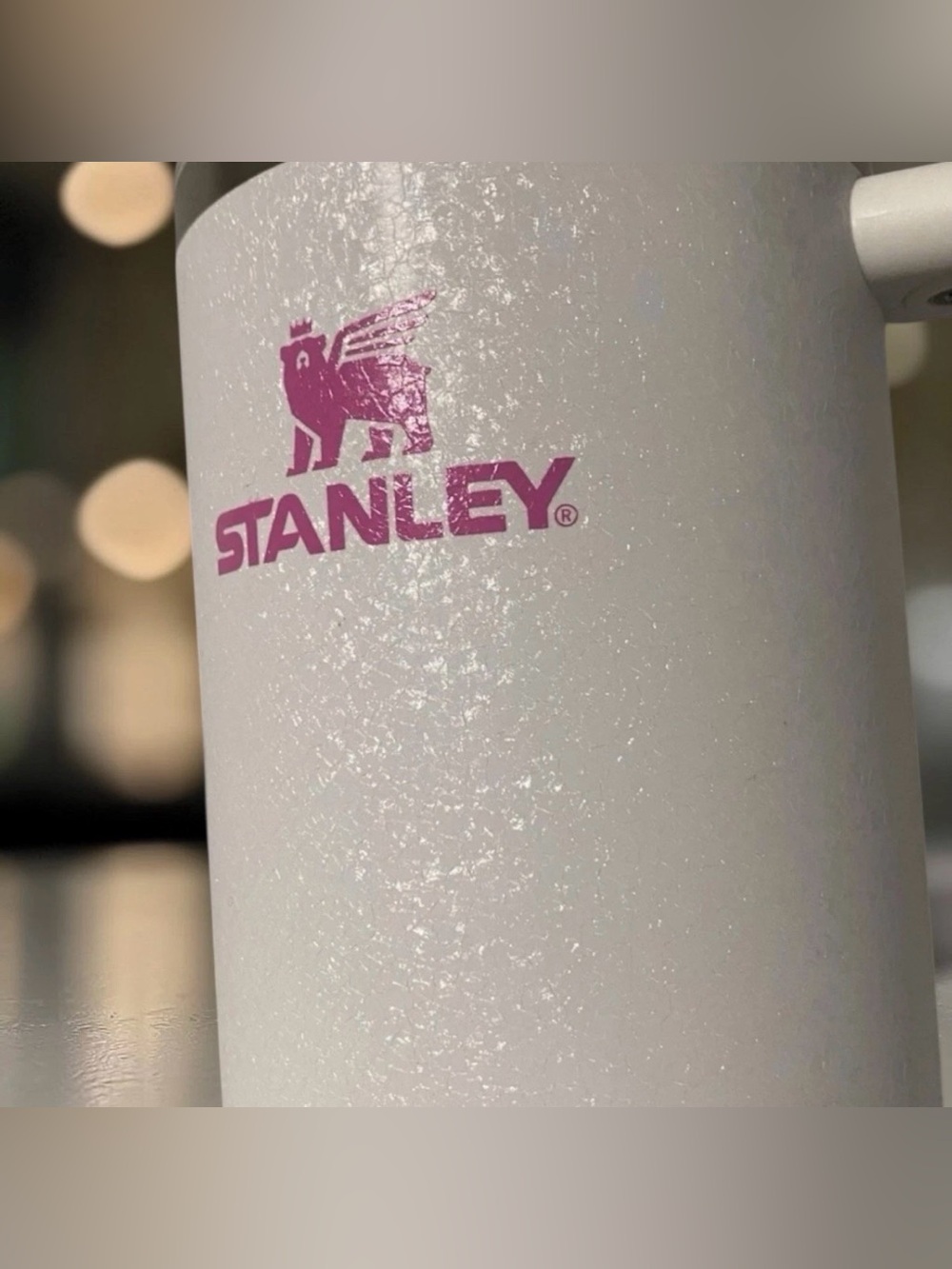 (2) 30 & 20 oz Textured Crystal Crush Quencher H2.0 Flowstate™ Tumbler🩷🤍